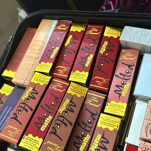 Lipstick liquid matte too faced